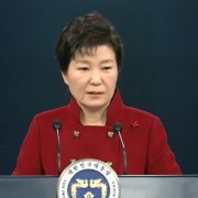 박근혜,총선겨냥 국회물갈이,”국민나서달라”국민심판론제기