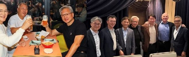 젠슨황 오늘 한국 도착,2차 깐부회동 관심,”이번엔 로롯과 AI팩토리”